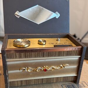 VINTAGE 1963 CROWN MELODY COINS RADIO BANK MADE IN JAPAN